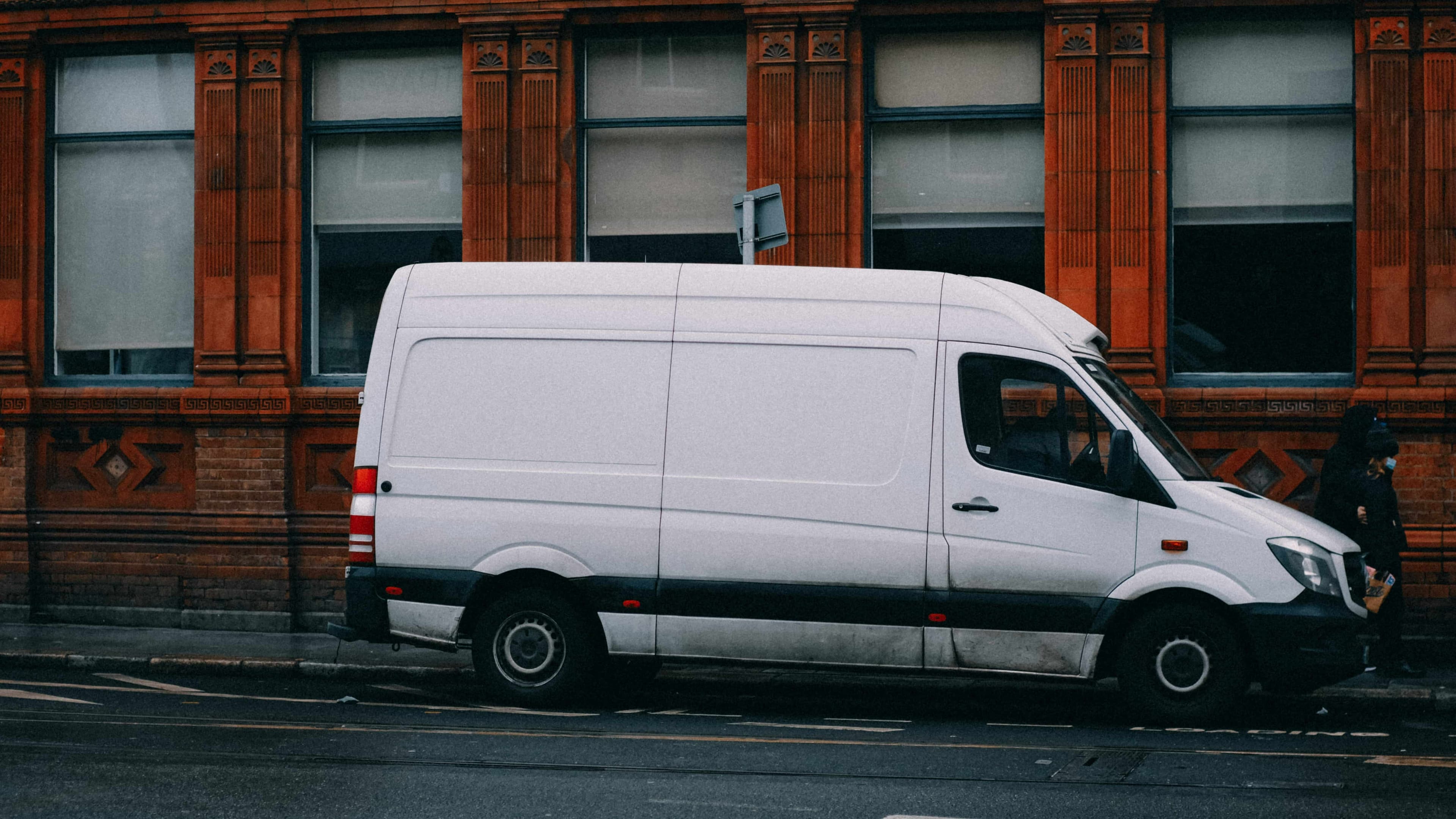 Should retailers use route planners for their van fleet? The pros and cons