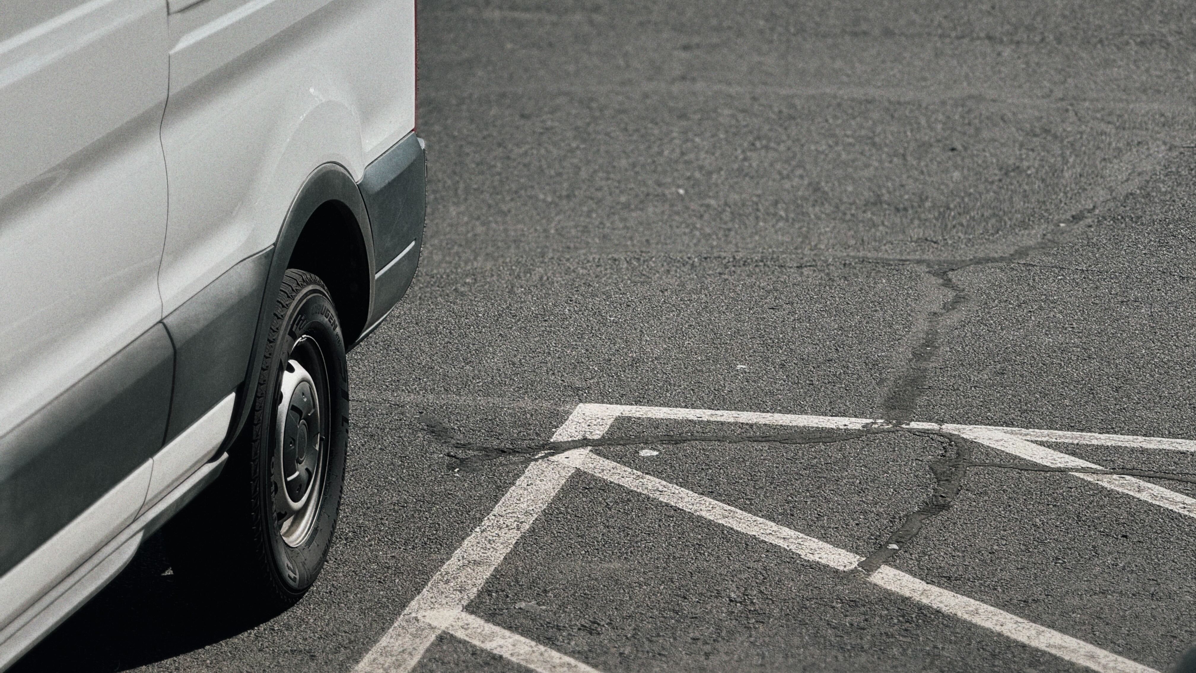 The best fleet types for urban vs. rural delivery locations