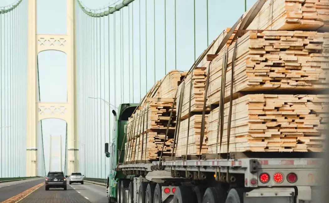 Article What Construction Materials Require a Flatbed Truck?