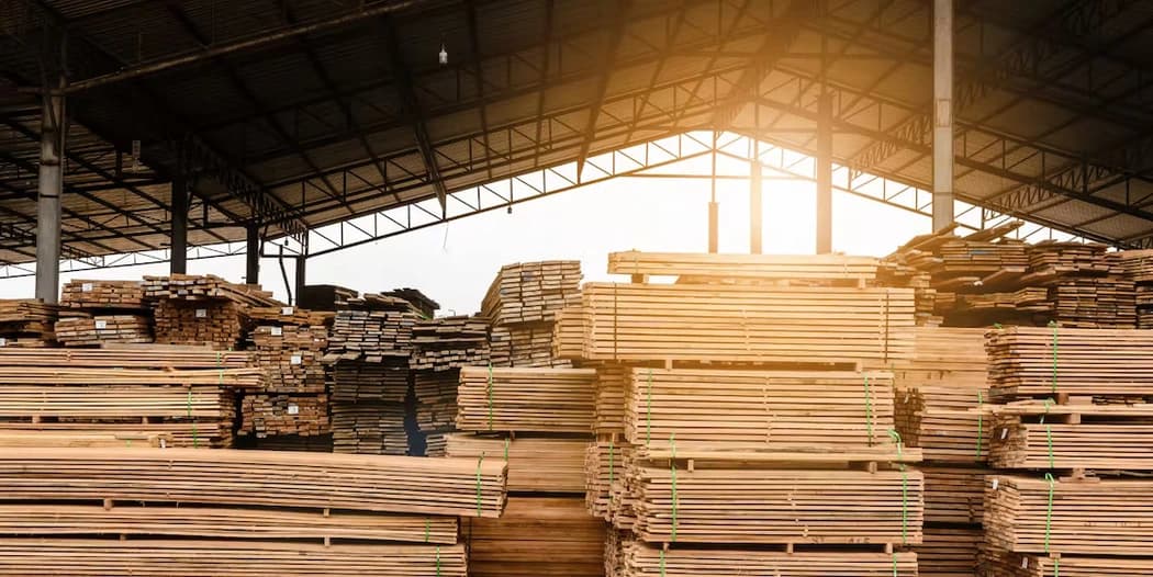 How Curri Can Help with Worker Shortages at Lumber Companies